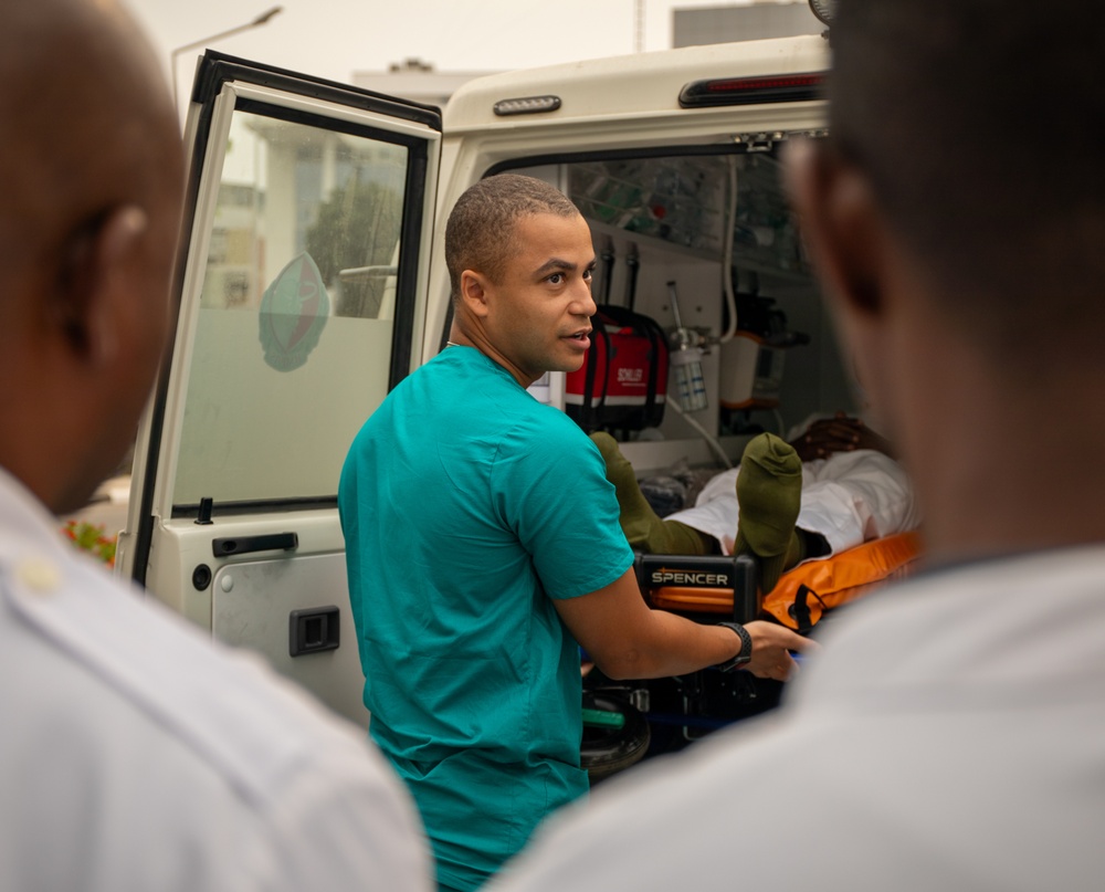 US Army Reserve military healthcare teams train Angolan counterparts in Ambulance operations