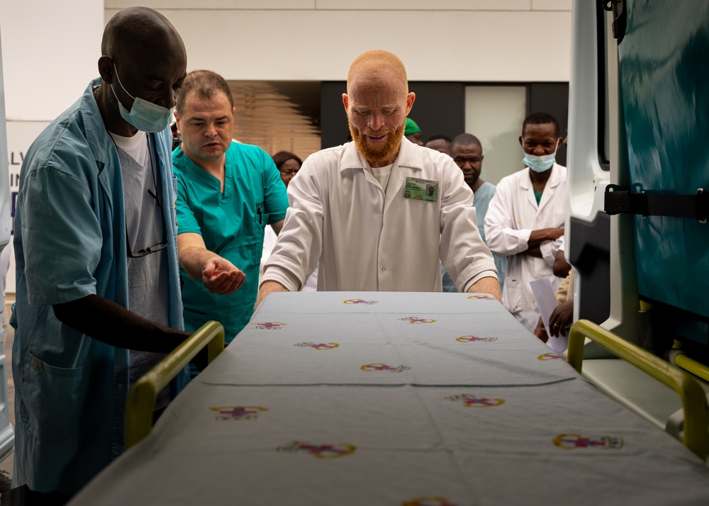 US Army Reserve military healthcare teams train Angolan counterparts in Ambulance operations