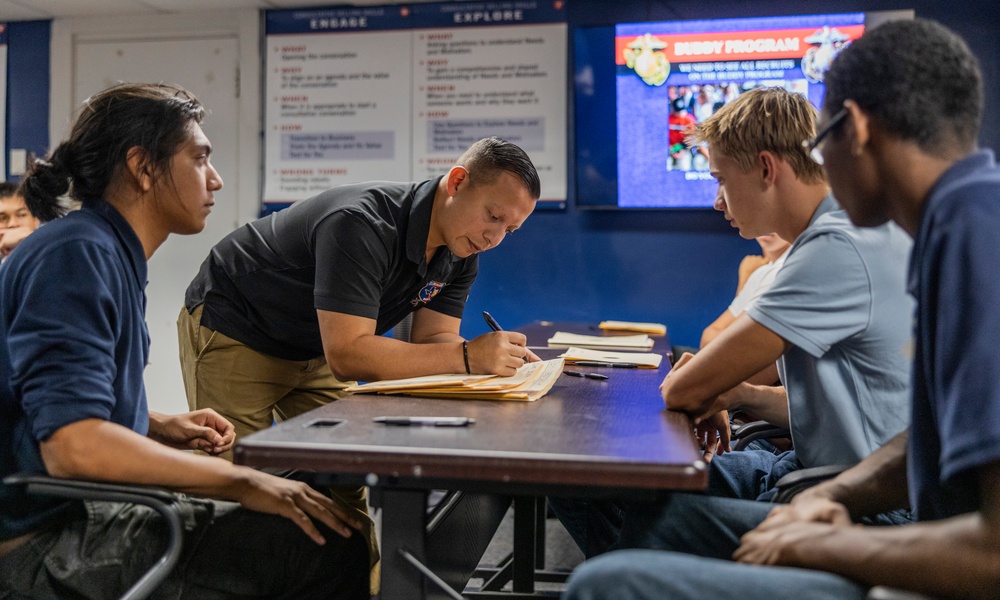 Houston poolees conduct Moment of Truth and ship to MCRD