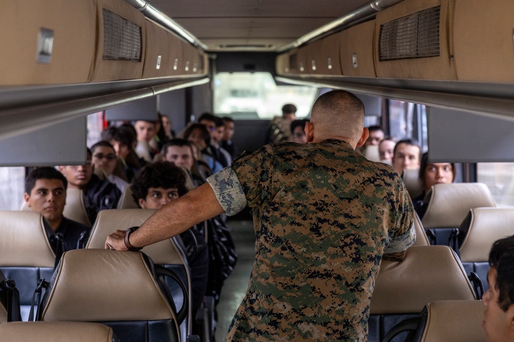 Houston poolees conduct Moment of Truth and ship to MCRD