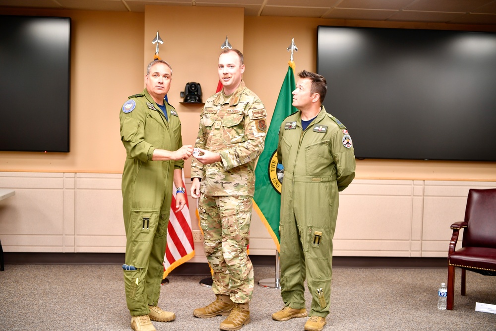 Deputy Commander of NORAD visits WADS