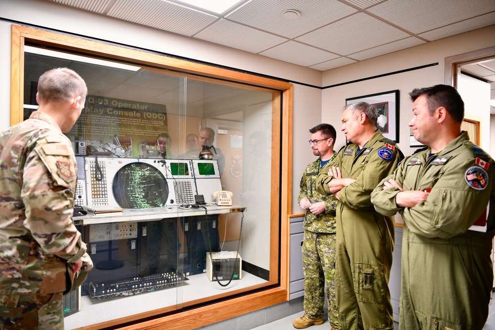 Deputy Commander of NORAD visits WADS