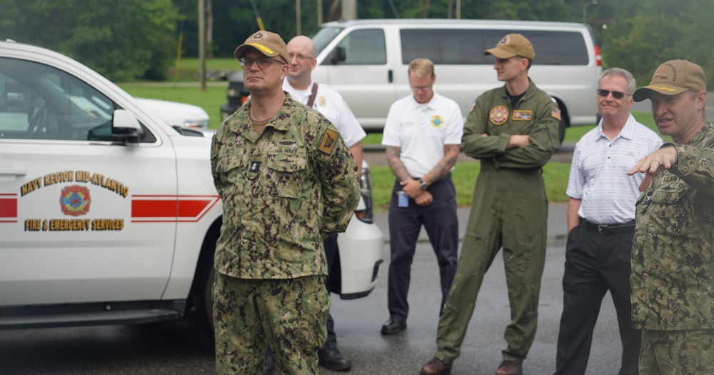 Rear Admiral Lahti visits Fire Station 15 onboard Cheatham Annex