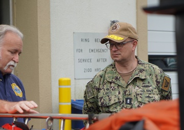 Rear Admiral Lahti visits Fire Station 15 onboard Cheatham Annex