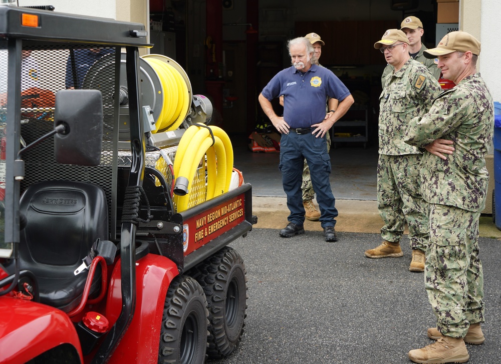 Rear Admiral Lahti visits Fire Station 15 onboard Cheatham Annex