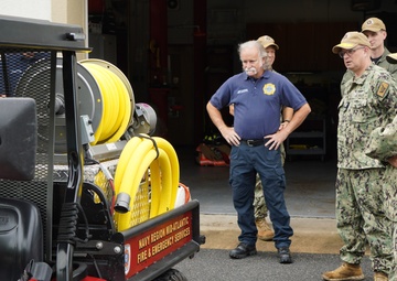 Rear Admiral Lahti visits Fire Station 15 onboard Cheatham Annex