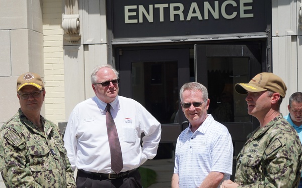 Rear Admiral Lahti visits Huntington Hall Naval Berthing Facility