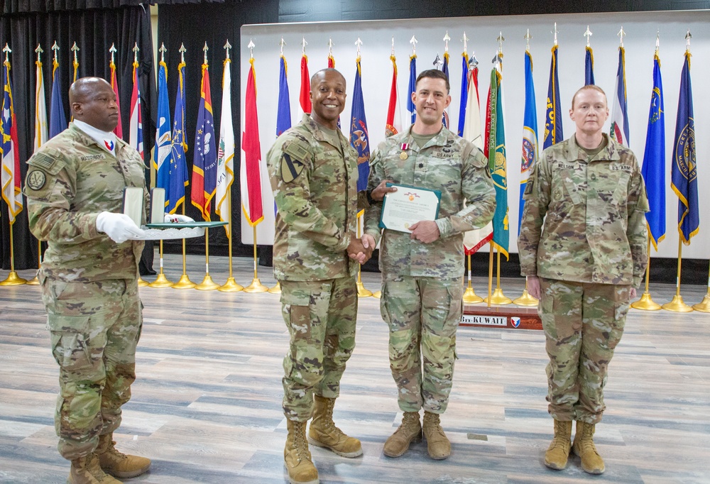 401st AFSBn-Kuwait Change of Command