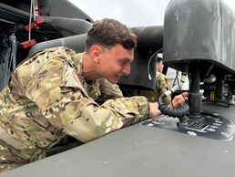 UH-60 Black Hawk Crew Chief Represents the 12th Combat Aviation Brigade at the Farnborough International Airshow
