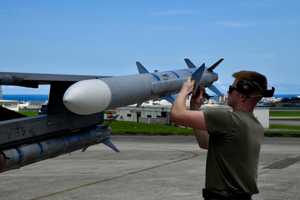 Bulldogs earn top honors at Weapons Load Competition