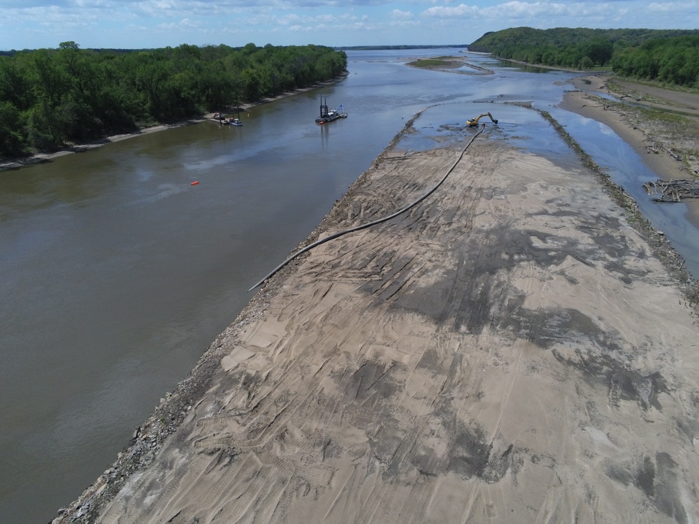 Island restoration on the Mississippi River