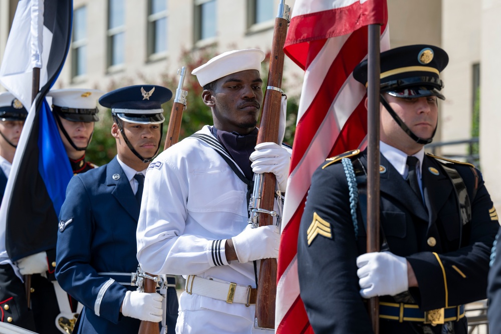 SD Hosts Estonia MoD at the Pentagon