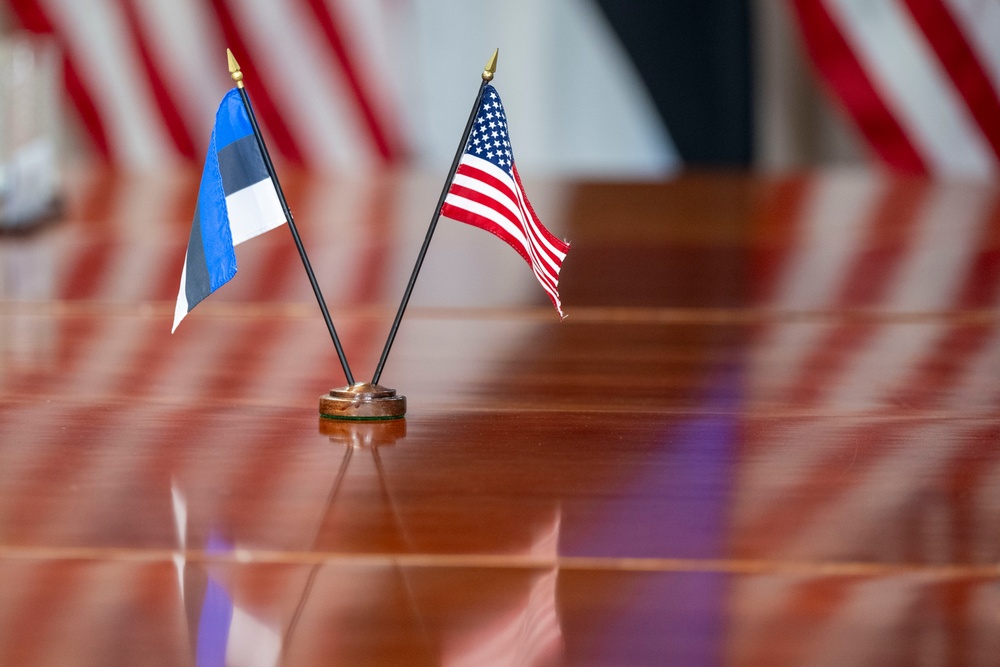 SD Hosts Estonia MoD at the Pentagon