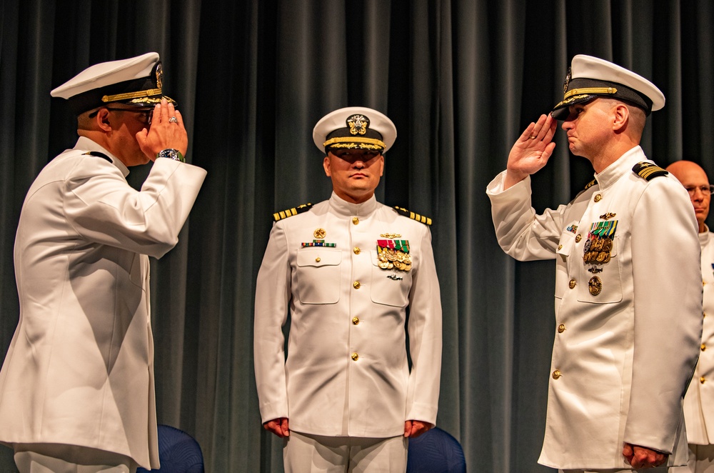 USS Kentucky Welcomes New Commanding Officer