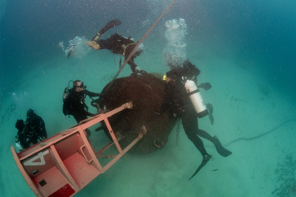 U.S. Coast Guard and Republic of Korea Navy Underwater Construction Team Divers Recover a Sunken Buoy During RIMPAC