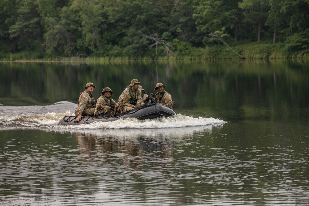 Iowa Soldiers prepare to land on beach