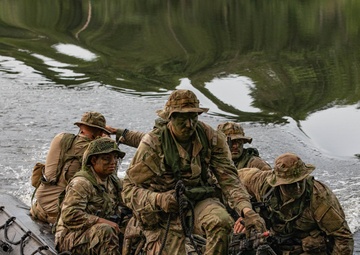 Iowa Soldiers depart combat rubber raiding craft