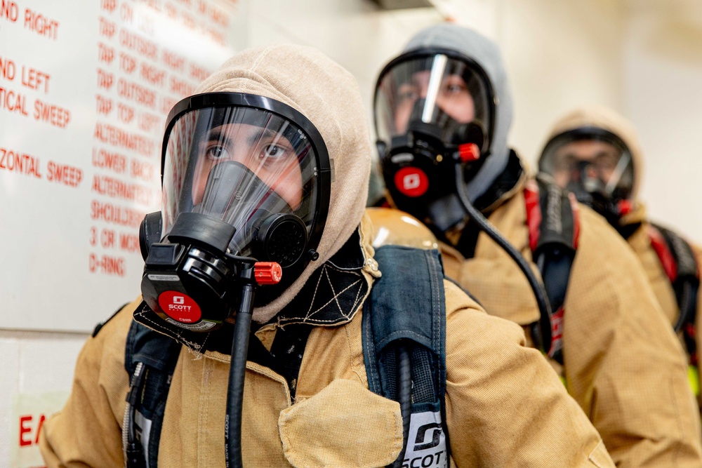 USS Greeneville Sailors Train at STFSD