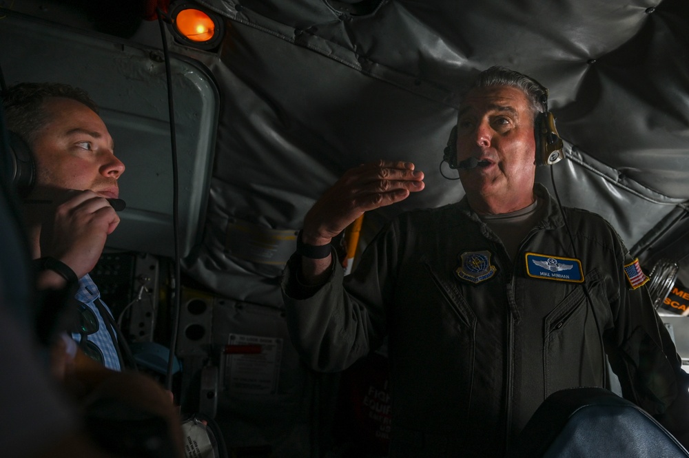 Fairchild showcases RTIC system during a congressional delegation flight