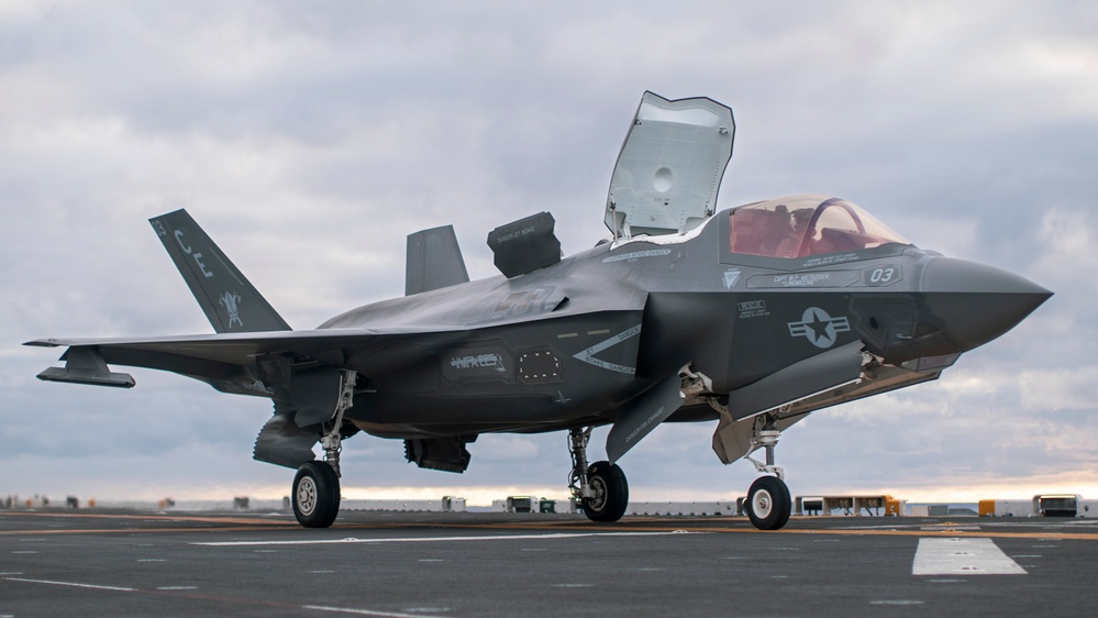 15th MEUs F-35Bs Operate Aboard USS Boxer