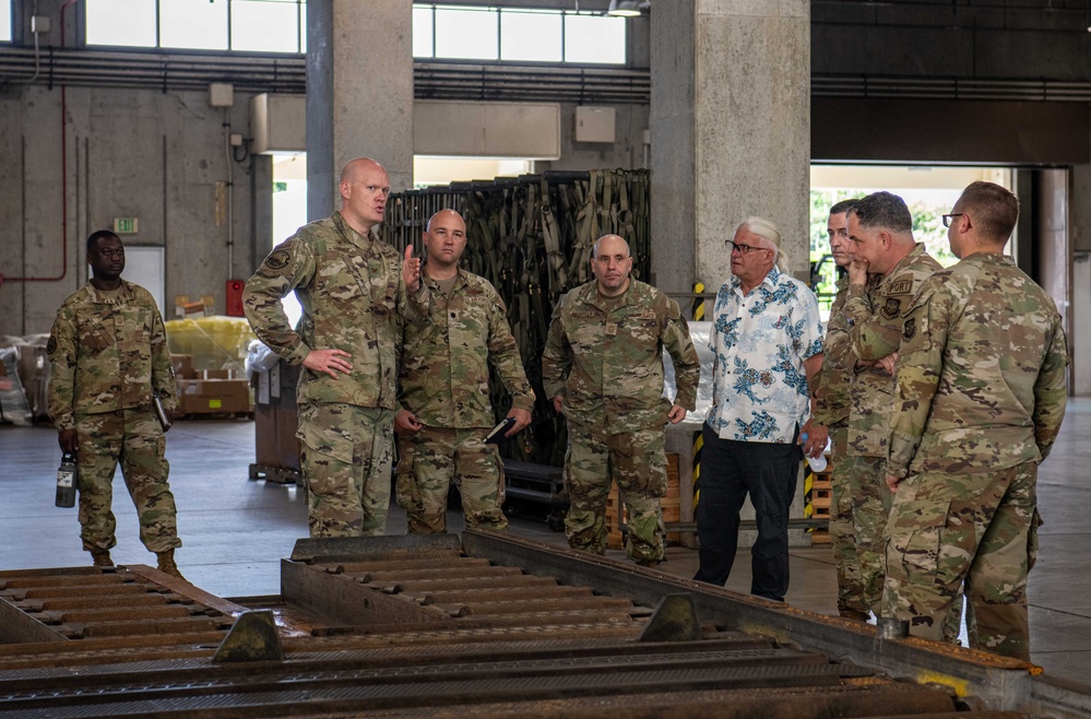 515 AMOW Command Team Tours AMS Units