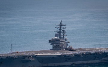 USS Ronald Reagan (CVN 76) Arrives in San Diego