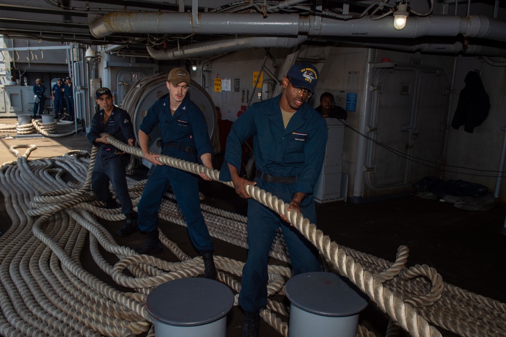 USS Ronald Reagan (CVN 76) arrives at San Diego