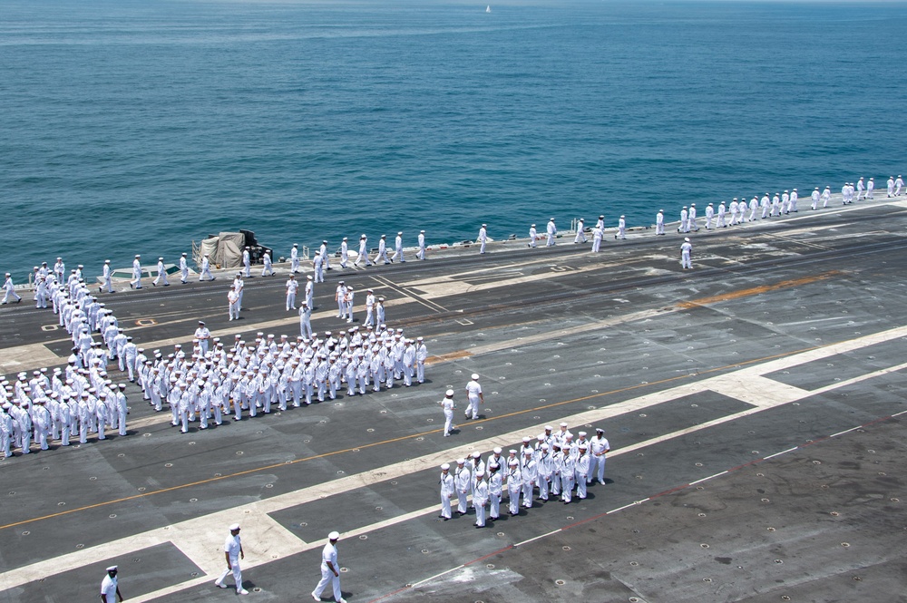 USS Ronald Reagan (CVN 76) arrives at San Diego