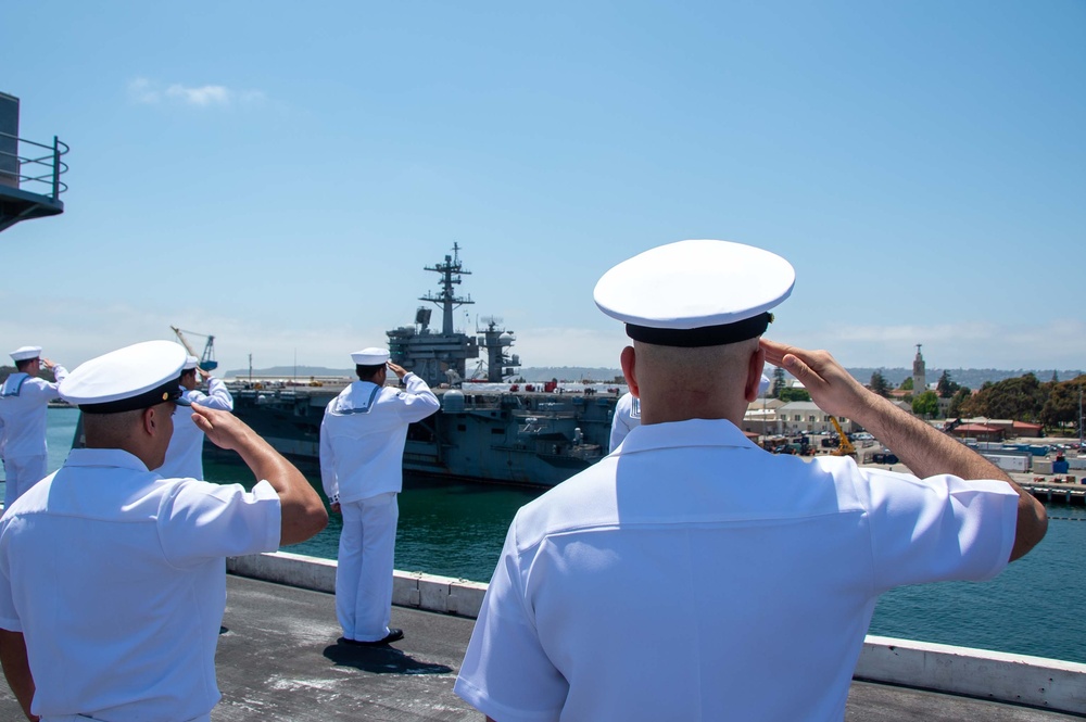 USS Ronald Reagan (CVN 76) arrives at San Diego