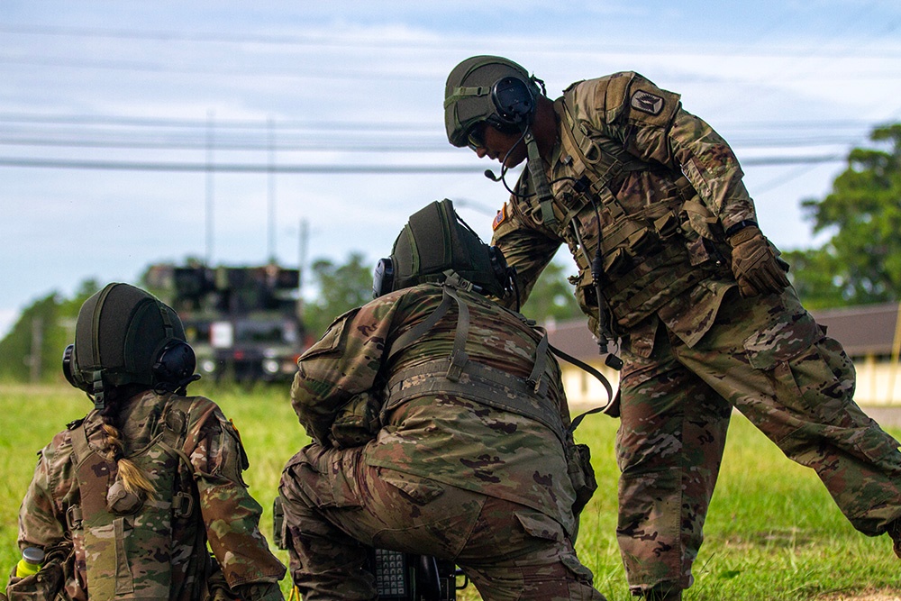 DVIDS - Images - 3-265th Air Defense Artillery Regiment Soldiers train ...