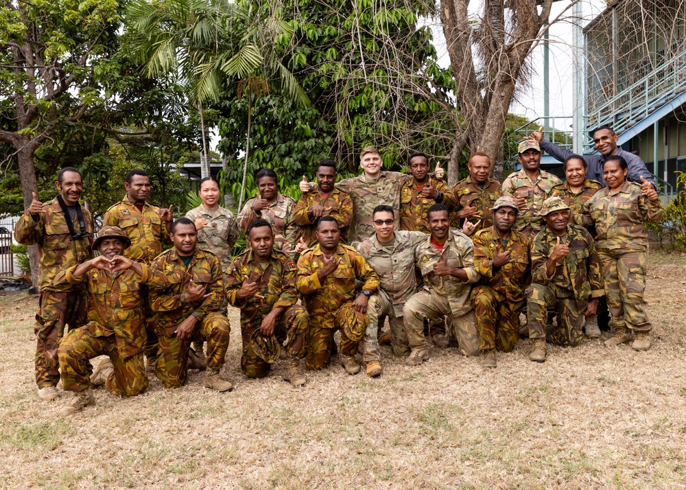 US Army medics train PNGDF on tactical combat casualty care