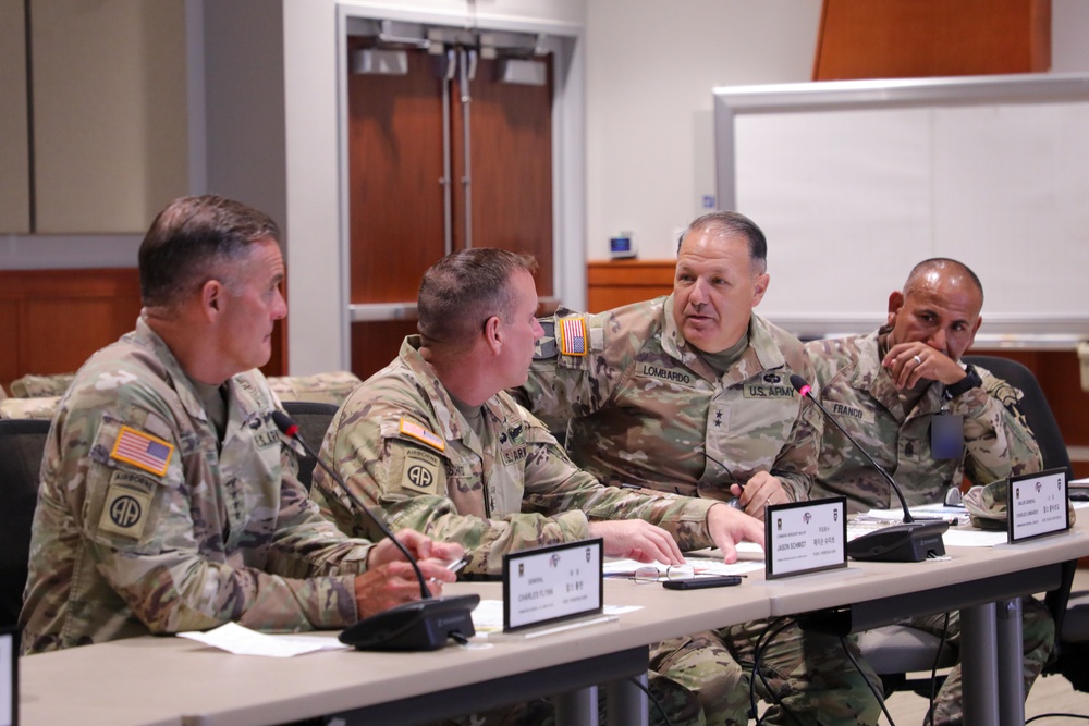 Gen. Flynn visits 2ID/RUCD