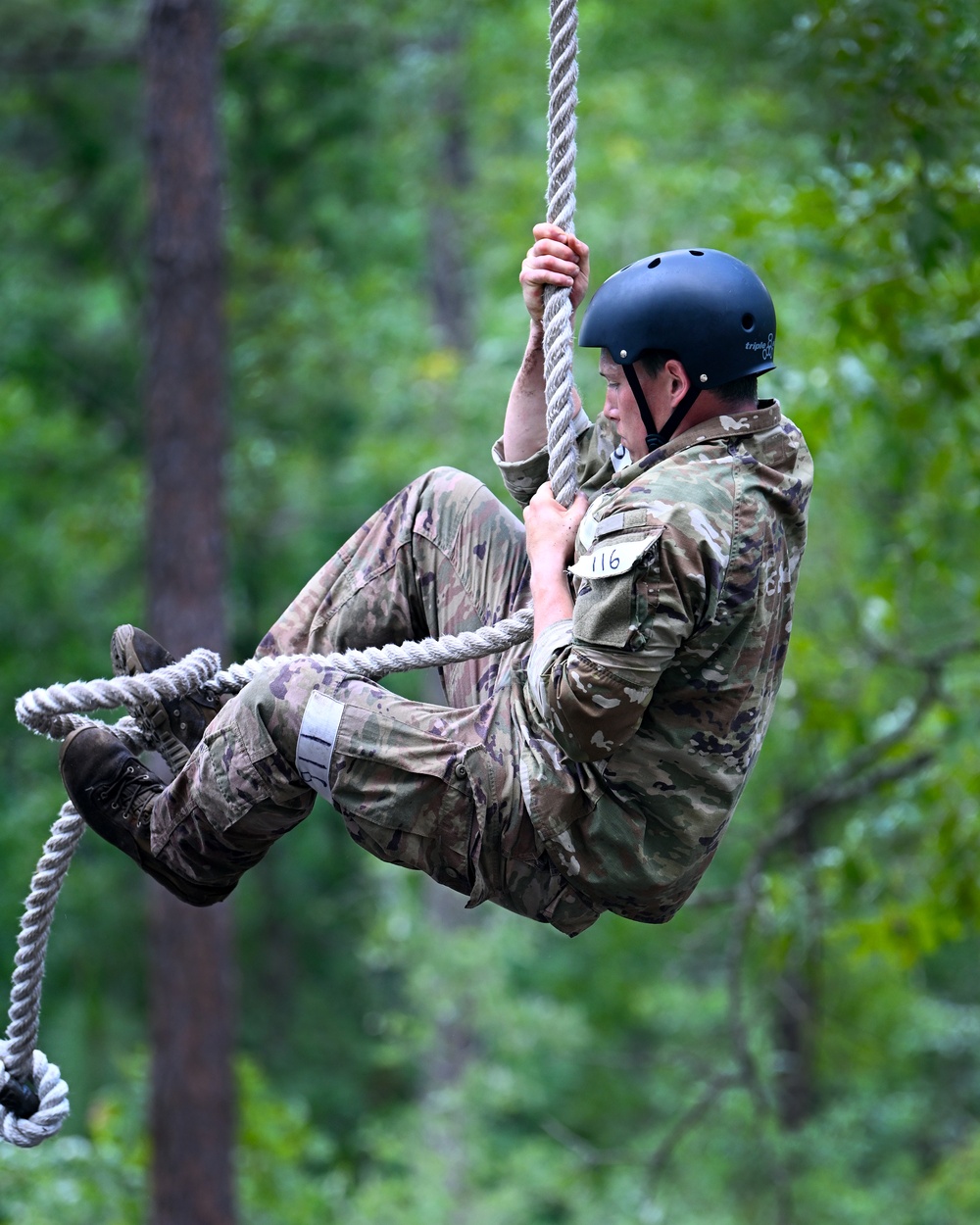 Special Forces Hopefulls Take on Obstacle Course During Assessment and Selection