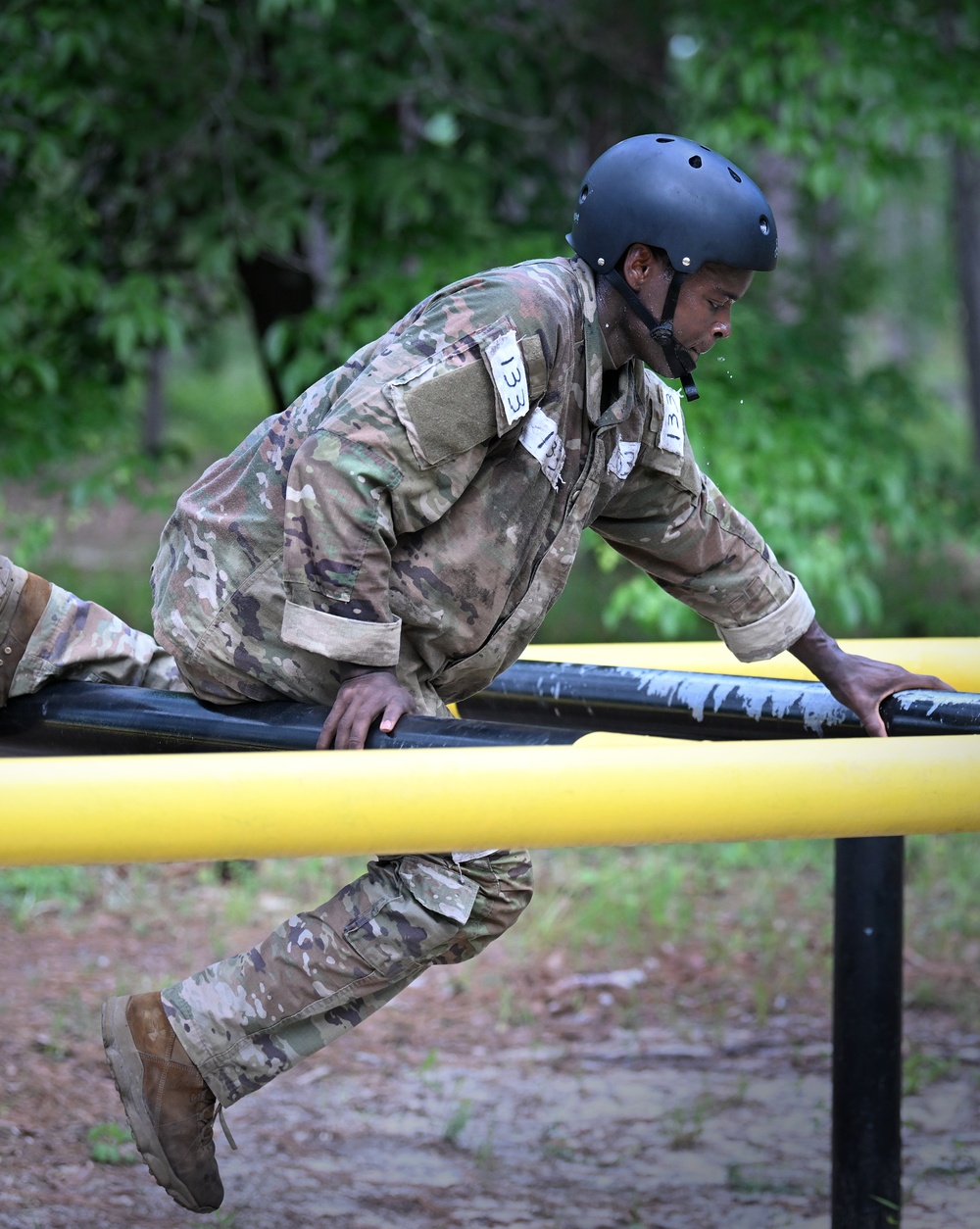 Special Forces Hopefulls Take on Obstacle Course During Assessment and Selection