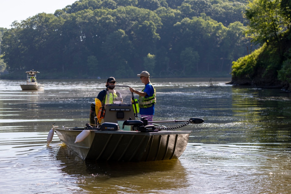 Pittsburgh District makes a splash with motorboat training