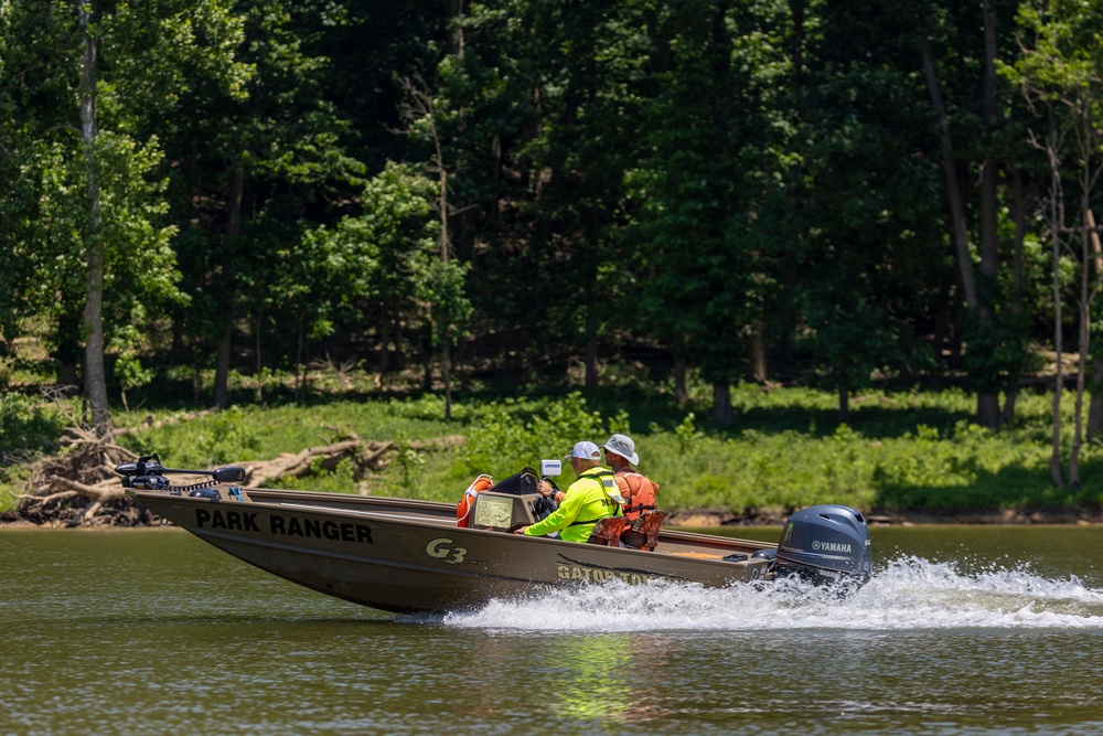 Pittsburgh District makes a splash with motorboat training