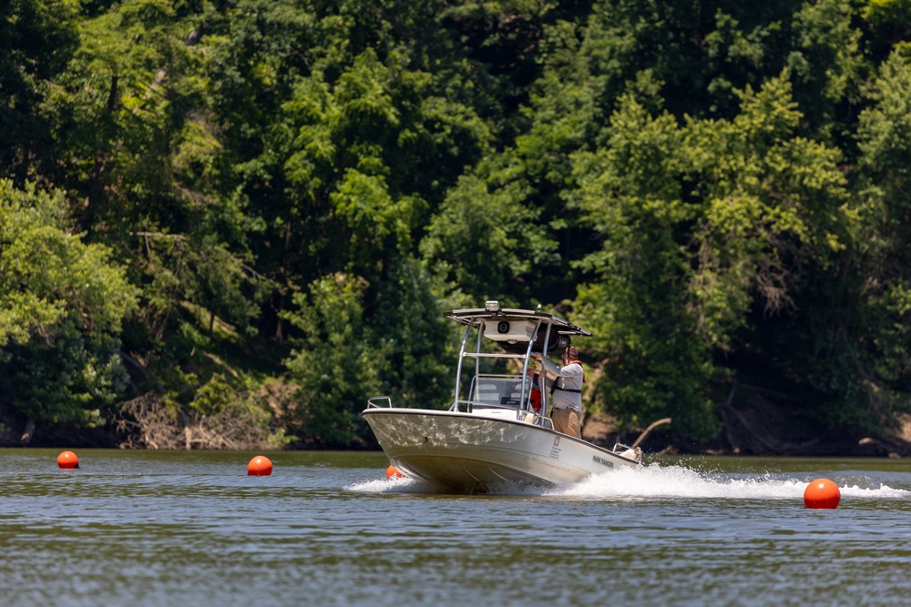 Pittsburgh District makes a splash with motorboat training