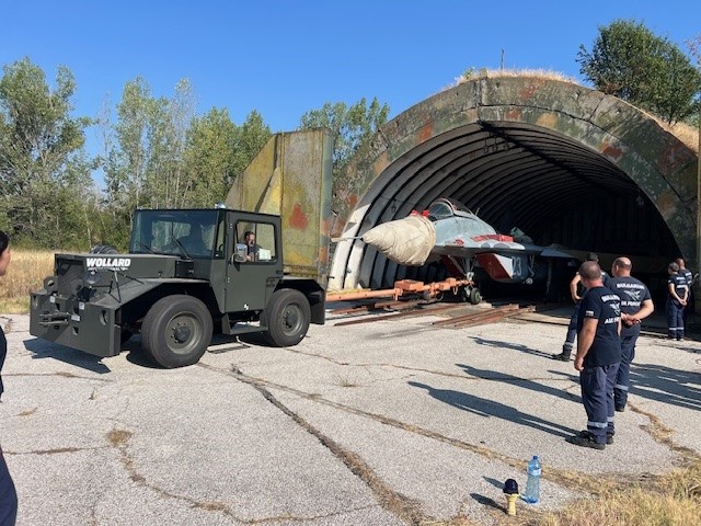 US &amp; Bulgarian Air Force maintainers conduct bilateral training