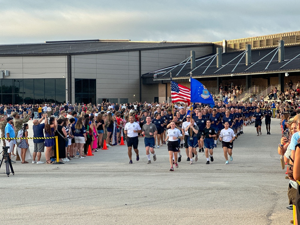 Flights 472-487 ; Department of the Air Force Basic Military Training Airman's Run