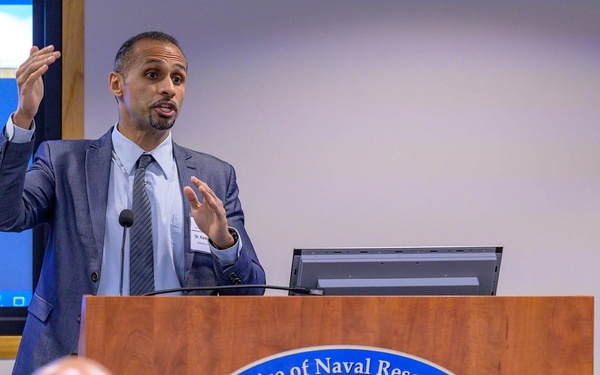 Fine Fellows: DoN HBCI/MI Program Honors Winners at Distinguished Fellows Symposium
