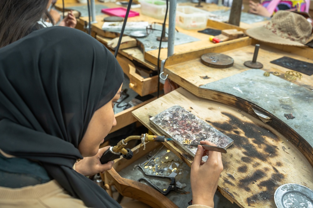 USAID partners with Egypt’s Azza Fahmy Foundation to empower local jewelers in Al Darb Al Ahmar.