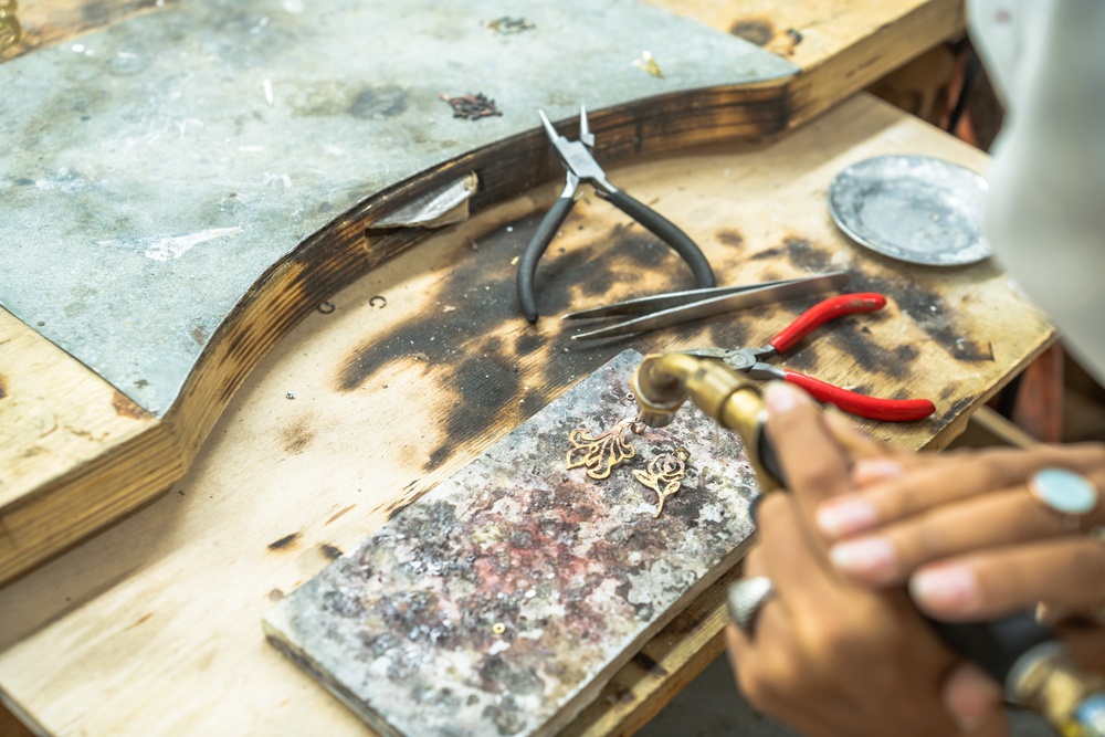 USAID partners with Egypt’s Azza Fahmy Foundation to empower local jewelers in Al Darb Al Ahmar.