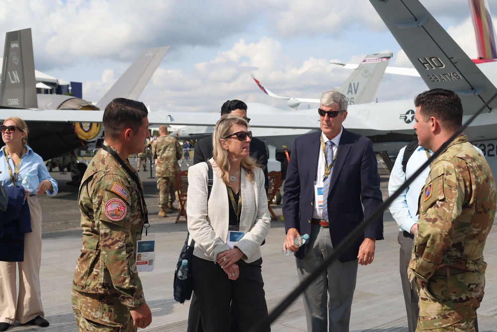 The 12th Combat Aviation Brigade Participates in the Farnborough International Airshow