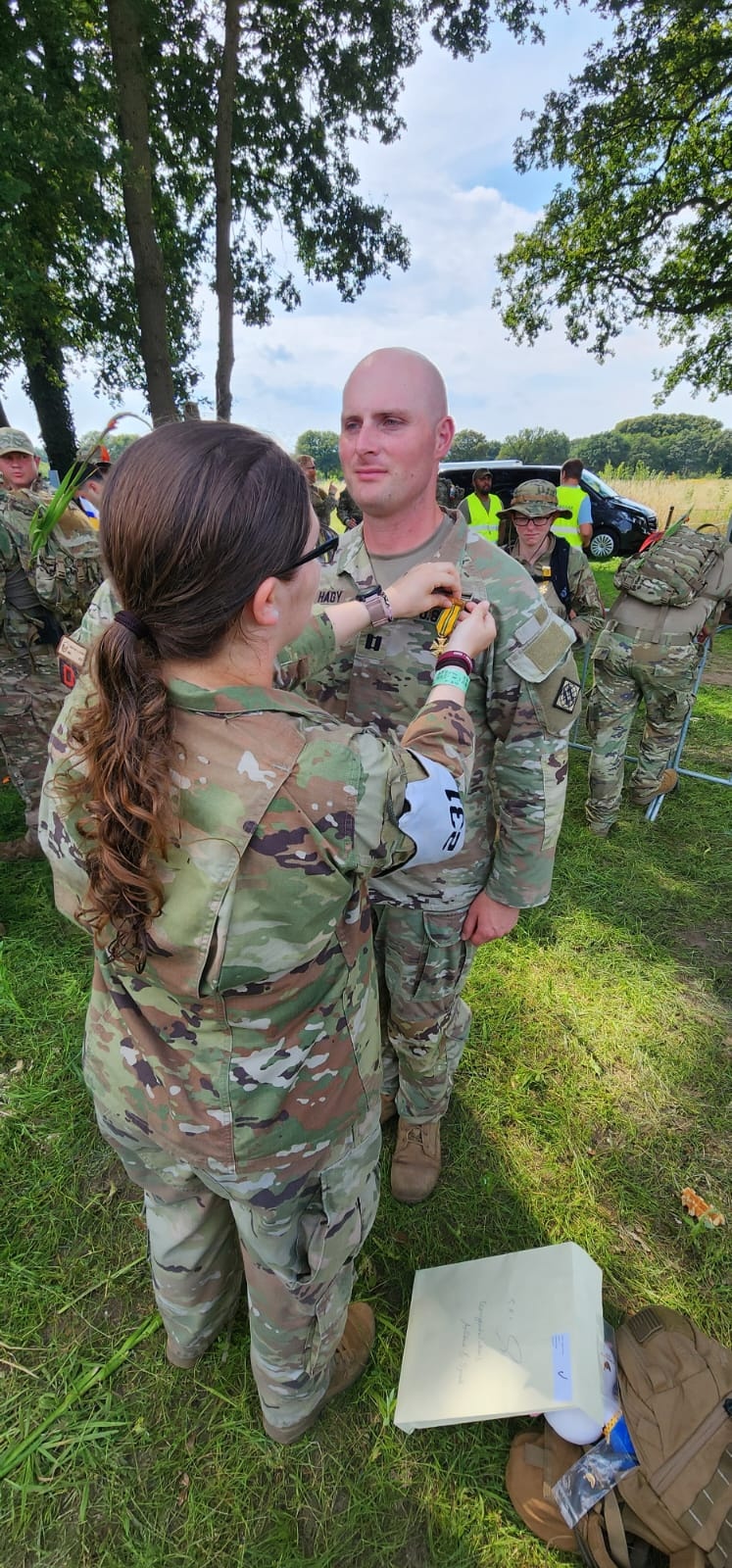 Soldiers, Guardians team up to conquer the 4Days Marches