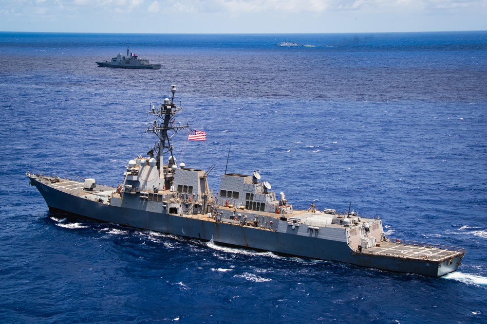 USS Gridley Sails During RIMPAC 2024