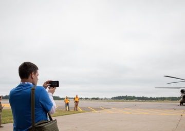 Iowa employers visit Soldiers during XCTC