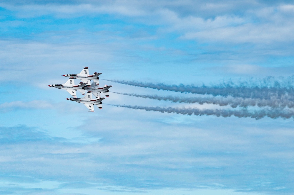 Arctic Thunder Air Show