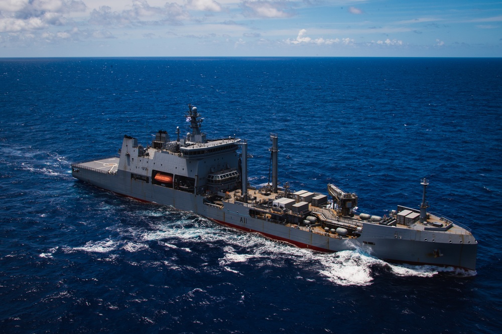 HMNZS Aotearoa sails in formation during RIMPAC 2024