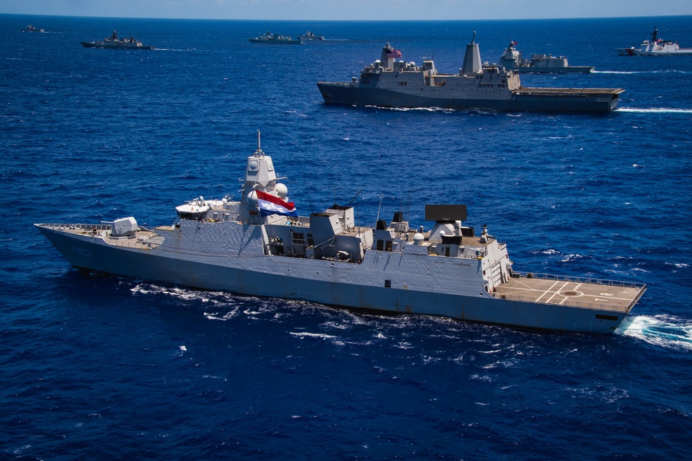 HNLMS Tromp sails in formation during RIMPAC 2024