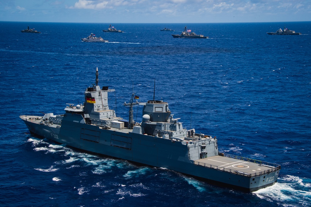 FGS Baden-Würtemberg Sails During RIMPAC 2024